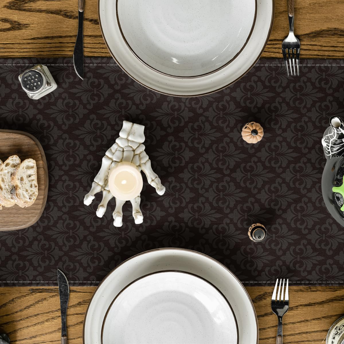Artoid Mode Black Cat Pumpkins Boo Halloween Table Runner, Trick Or Treat Seasonal Kitchen Dining Table Decoration for Home Party Decor 13x48 Inch
