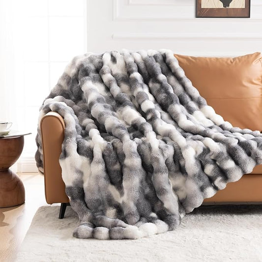 Cozy Faux Fur Throw Blanket for Couch-Warm Fuzzy Throw Blanket, Soft Plush Thick Bubble Blankets for Bedroom and Living Room, Furry Luxury Blanket, 50 x 60,Tie-Dye Grey