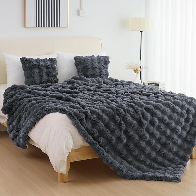 Cozy Faux Fur Throw Blanket for Bed-Warm Fuzzy Throw Blanket, Soft Plush Thick Bubble Blankets for Bedroom and Living Room, Furry Luxury Blanket, 90 x 108, Grey