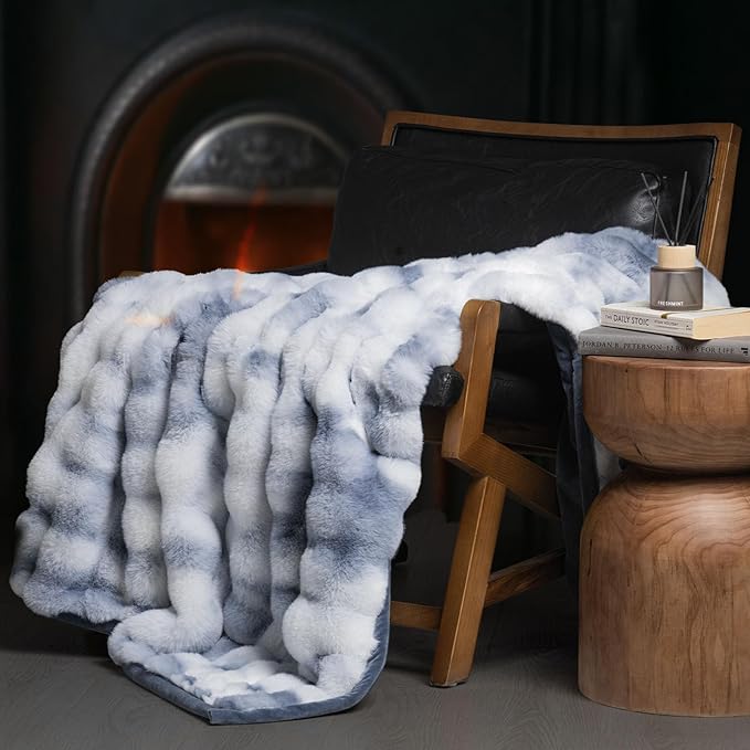 EVERGRACE Ultra Soft Luxury Fluffy Ridgeline Faux Rabbit Fur Throw Blanket, Thick Warm Bubble Throw for Bed, Cozy Plush Reversible Blankets for Couch, Chair, Sofa, Cloud Blue, 60x80 Inches, 870 GSM