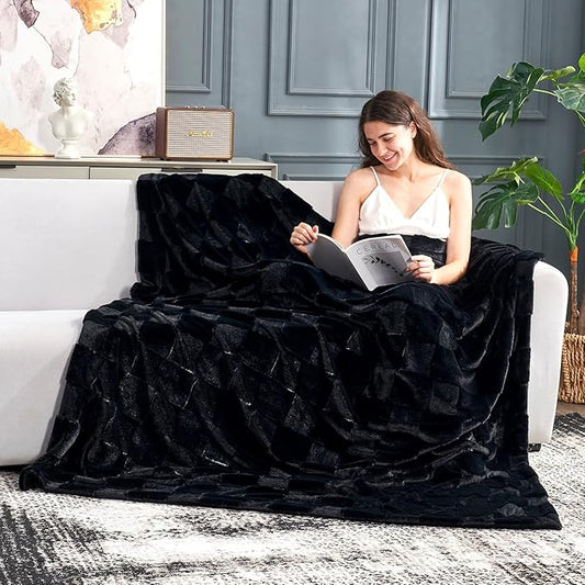 Cozy Bliss Checkered Large Faux Rabbit Fur Black Twin Bed Blanket, Soft Fuzzy Fluffy Minky Furry Plush Blankets for Couch, Bed, Adults (60 * 80 Inches Black)