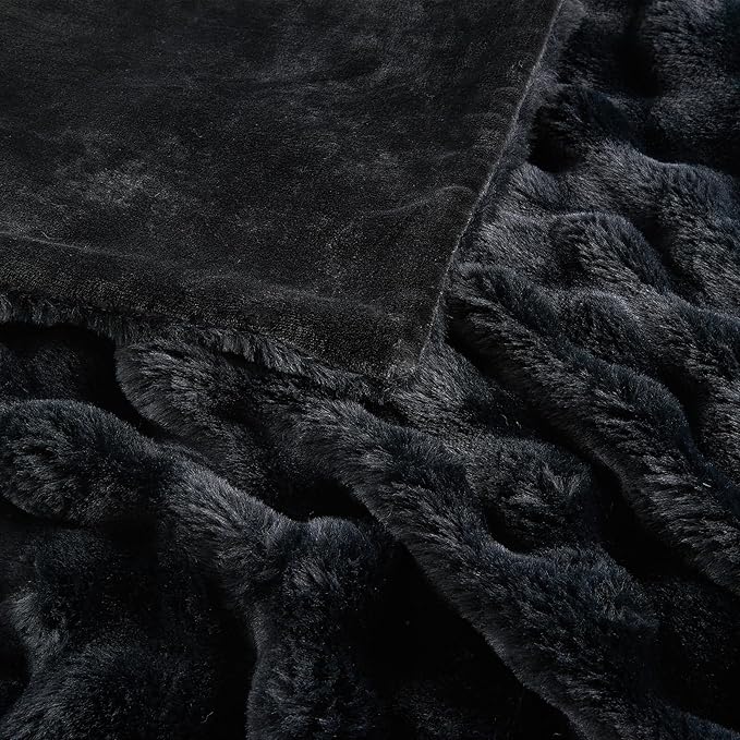Lotus Karen Faux Fur Throw Blanket Black - Big Bubble Rabbit Fluff Blanket for Couch, Small Fluffy Fuzzy Cozy Blanket, Thick Furry Plush Shaggy Blankets, 50x60 Inches